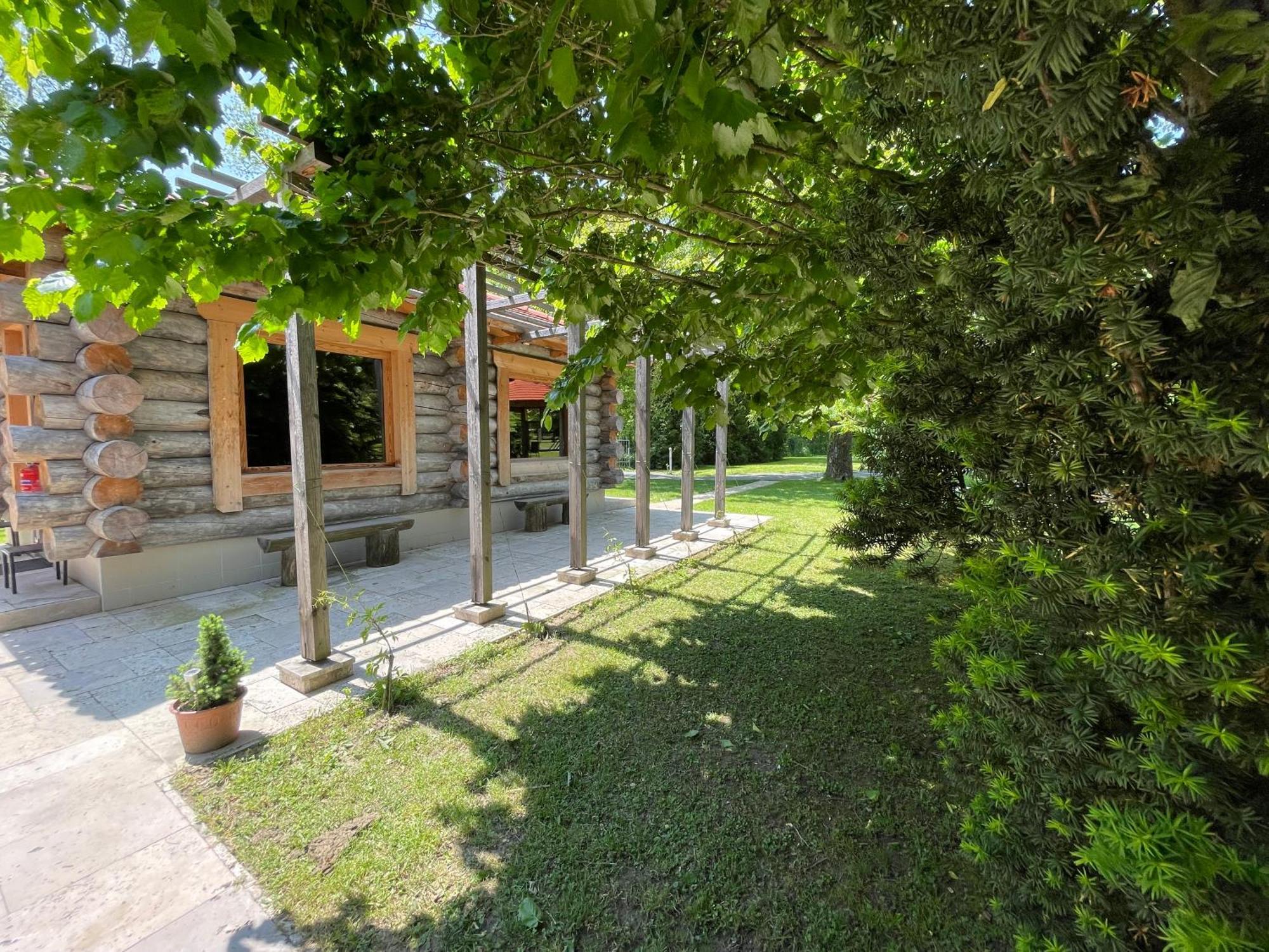 Appartement Kastelo Teraso Zalacsány Extérieur photo